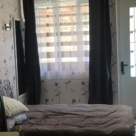 Appartment In Old Tbs, Near Holy Trinity Cathedral Tbiliszi Kültér fotó